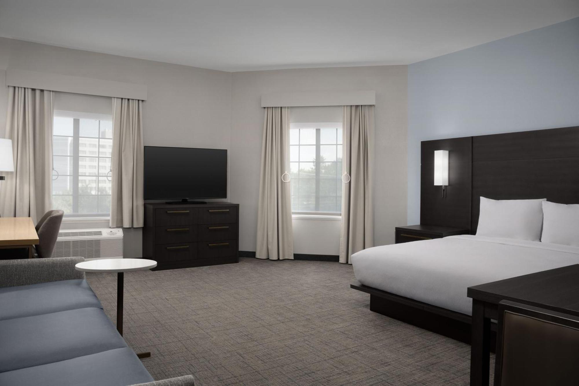 Hotel By Marriott Bwi Airport 3*
